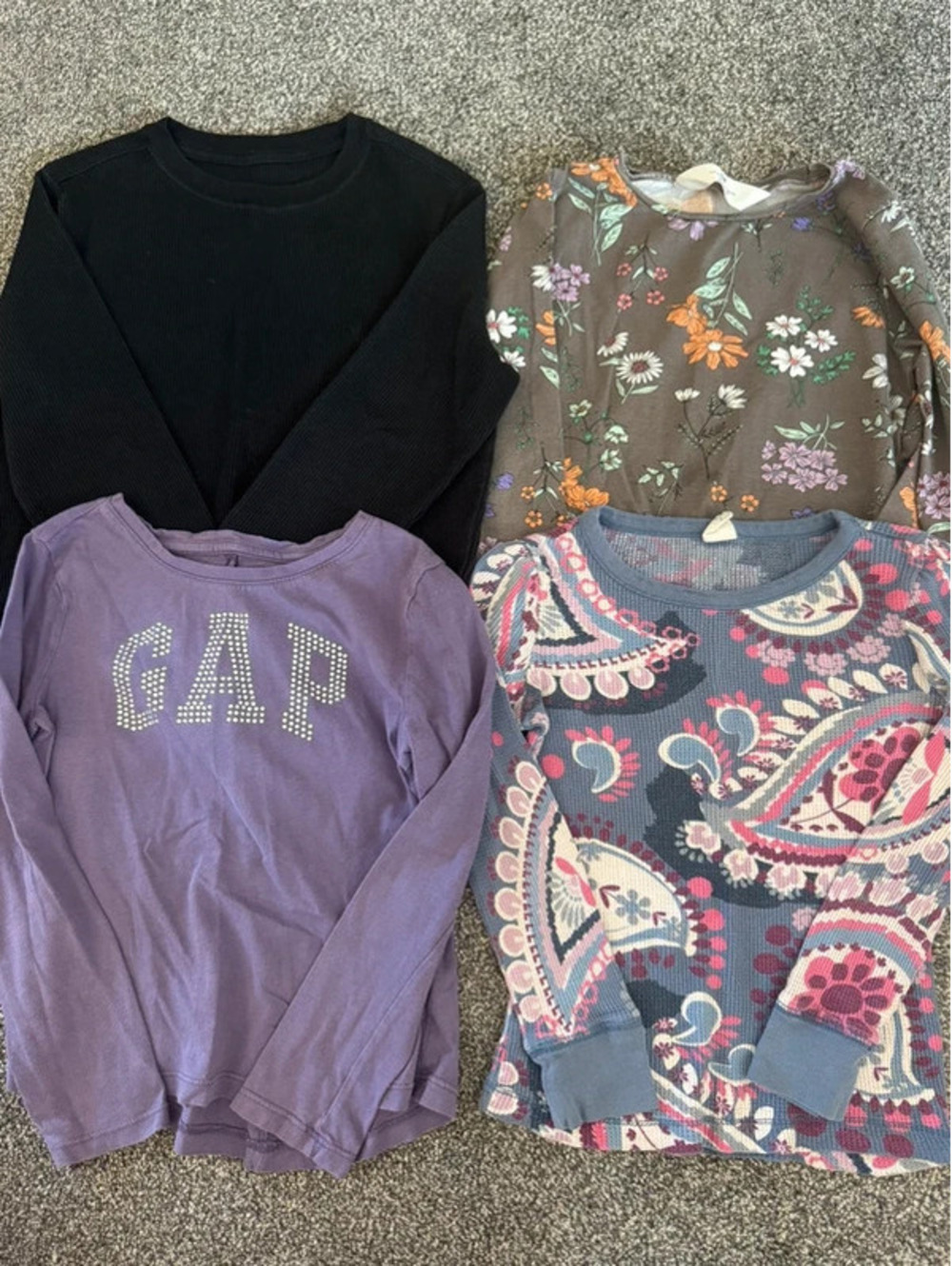 Lot of girl’s long sleeve shirts Gap, Old Navy etc Size 6/7